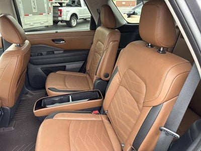 2022 Nissan Pathfinder Platinum 4WD