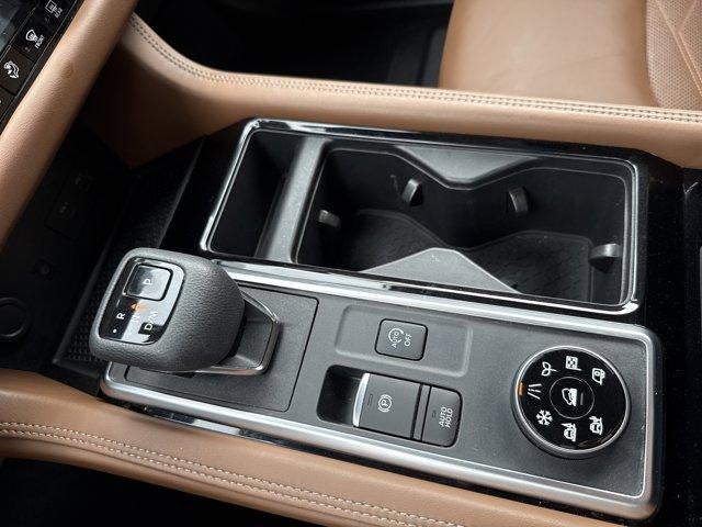 2022 Nissan Pathfinder Platinum 4WD