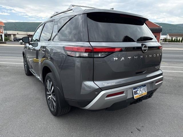 2022 Nissan Pathfinder Platinum 4WD