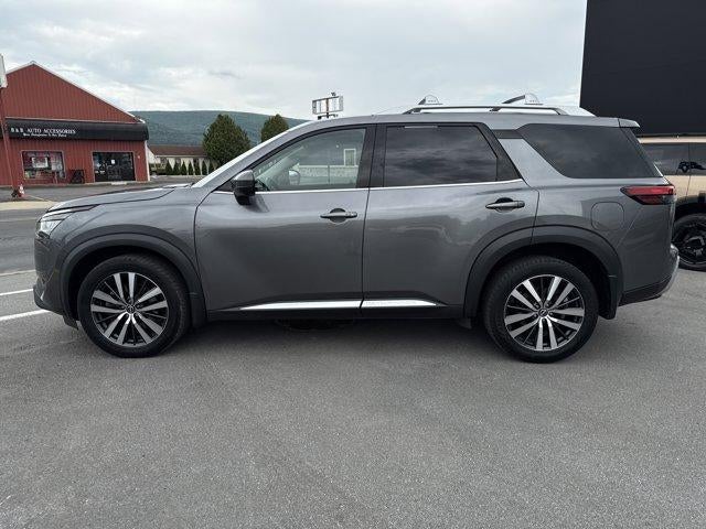 2022 Nissan Pathfinder Platinum 4WD