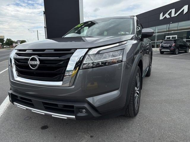 2022 Nissan Pathfinder Platinum 4WD