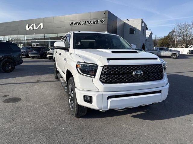 2019 Toyota Tundra 4WD 4WD SR5 CrewMax 5.5' Bed 5.7L (Natl)