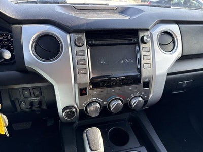 2019 Toyota Tundra 4WD 4WD SR5 CrewMax 5.5' Bed 5.7L (Natl)