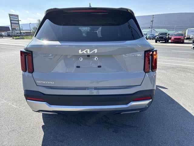 2024 Kia Sorento S FWD