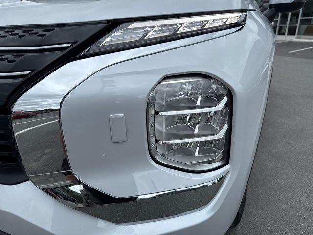 2023 Mitsubishi Outlander ES S-AWC