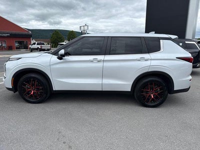 2023 Mitsubishi Outlander ES S-AWC