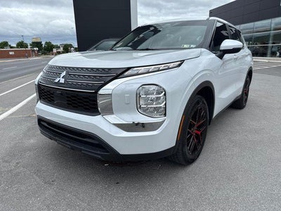 2023 Mitsubishi Outlander ES S-AWC