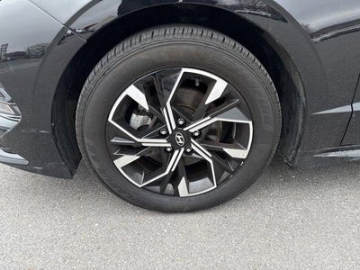 2025 Hyundai SONATA SEL FWD
