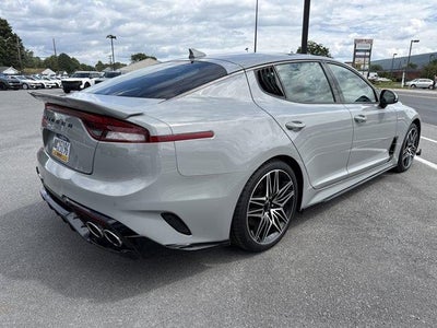 2022 Kia Stinger GT1 RWD