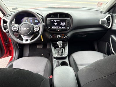 2024 Kia Soul LX IVT