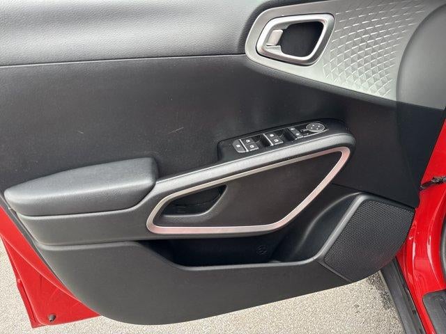 2024 Kia Soul LX IVT