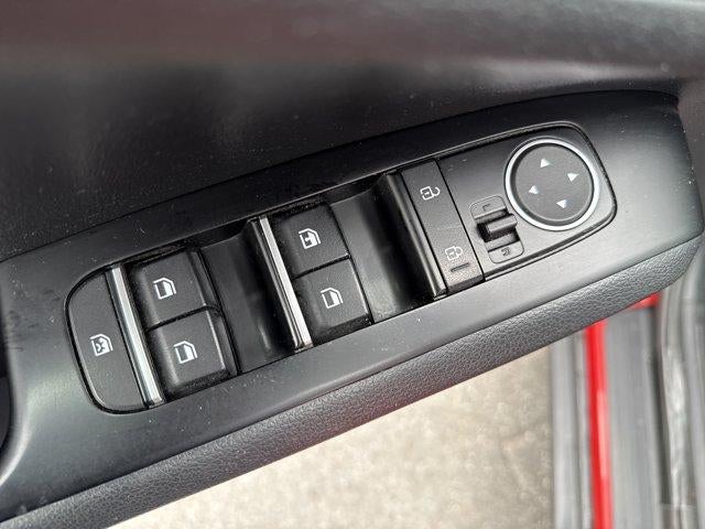2024 Kia Soul LX IVT