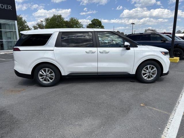 2022 Kia Carnival LXS FWD