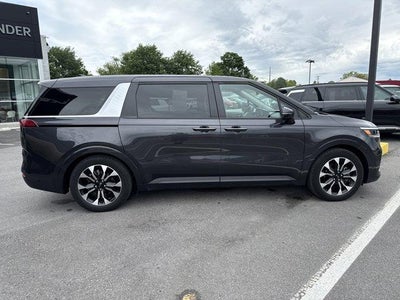 2022 Kia Carnival EX FWD