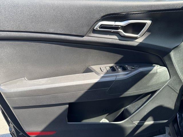 2023 Kia Sportage Hybrid LX AWD