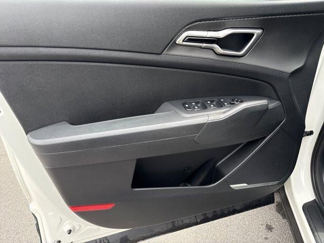 2023 Kia Sportage Hybrid LX AWD
