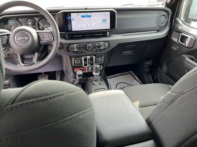 2025 Jeep Wrangler 4xe Rubicon 4x4