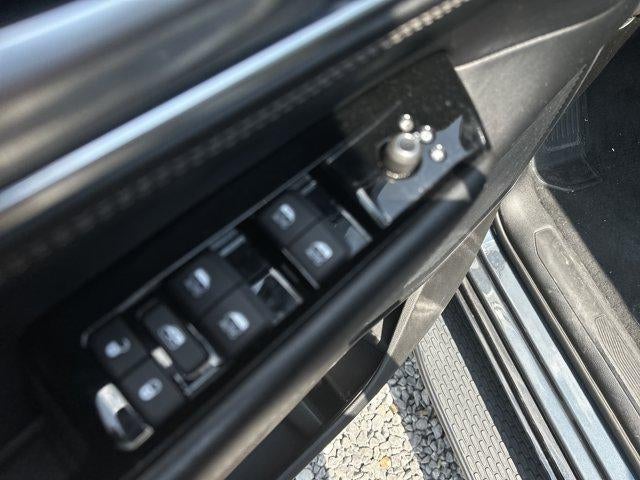 2024 Jeep Wagoneer Series II Carbide 4x4