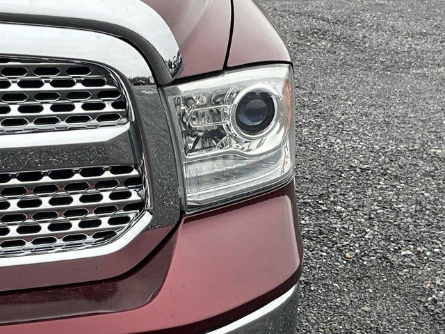 2016 RAM 1500 4WD Crew Cab 5.7 Ft Box Laramie