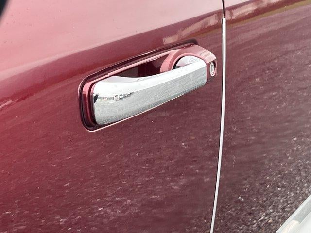 2016 RAM 1500 4WD Crew Cab 5.7 Ft Box Laramie