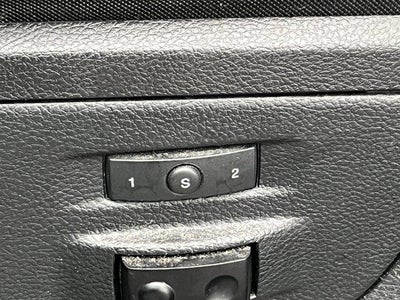 2016 RAM 1500 4WD Crew Cab 5.7 Ft Box Laramie