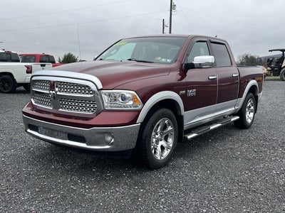 2016 RAM 1500 4WD Crew Cab 5.7 Ft Box Laramie