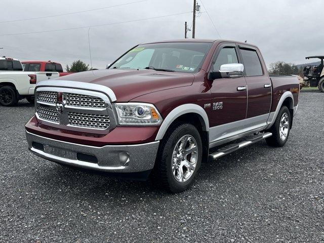 2016 RAM 1500 4WD Crew Cab 5.7 Ft Box Laramie