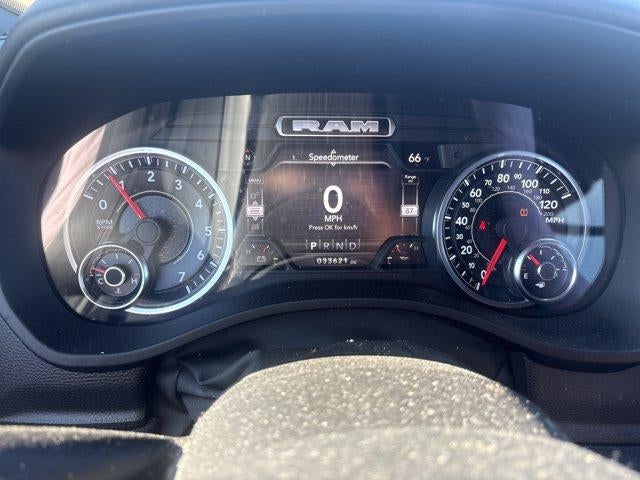 2022 RAM 1500 Big Horn 4x4 Quad Cab 6'4" Box