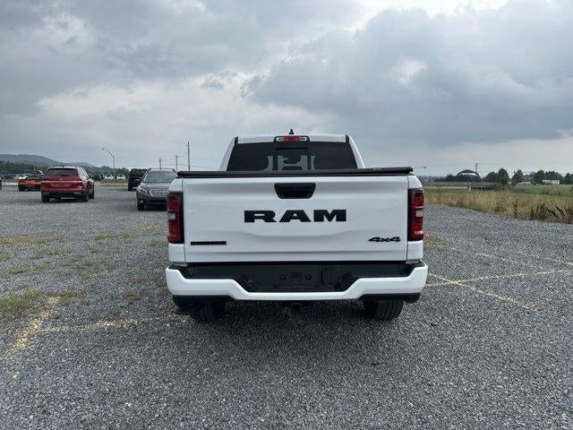 2025 RAM 1500 Big Horn 4x4 Crew Cab 5'7" Box