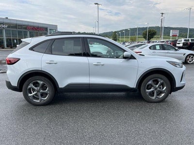 2025 Ford Escape ST-Line Select AWD
