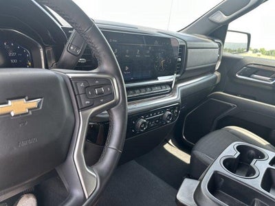 2023 Chevrolet Silverado 1500 Crew Cab Short Box 4-Wheel Drive LT 2FL