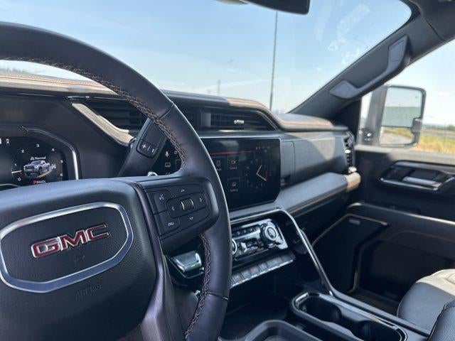 2025 GMC Sierra 2500 HD Crew Cab Standard Box 4-Wheel Drive AT4