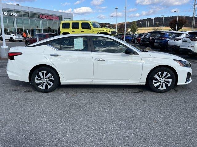 2025 Nissan Altima S FWD
