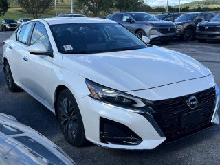 2024 Nissan Altima 2.5 SV Sedan