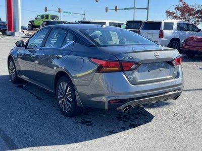 2024 Nissan Altima 2.5 SV AWD Sedan