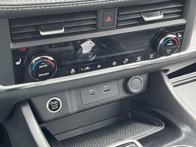 2023 Nissan Rogue AWD SV