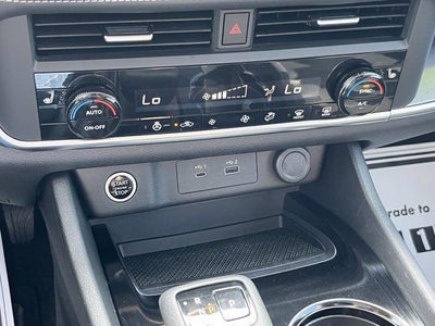 2023 Nissan Rogue AWD SV