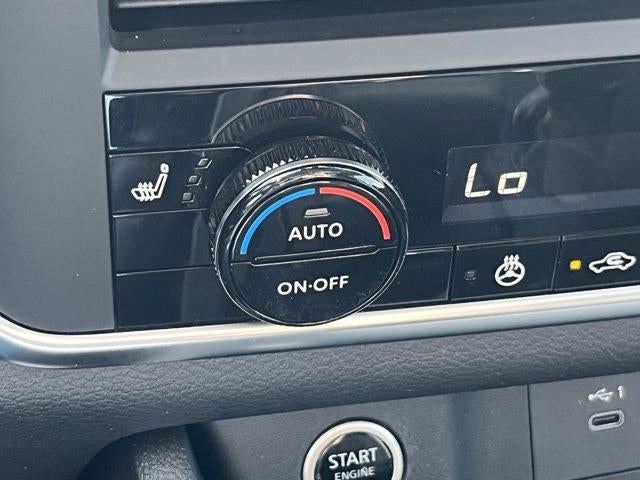 2023 Nissan Rogue AWD SV
