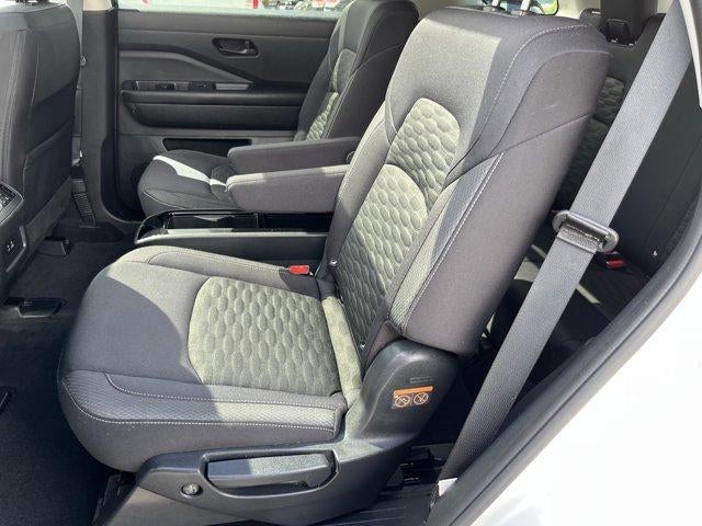 2023 Nissan Pathfinder SV 4WD