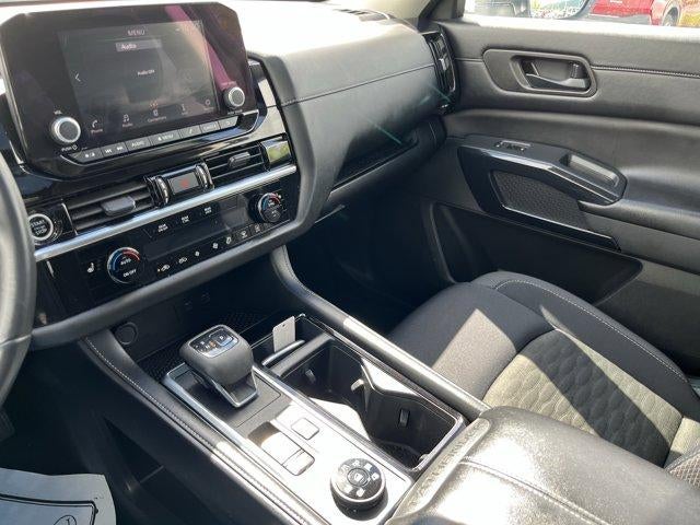 2023 Nissan Pathfinder SV 4WD