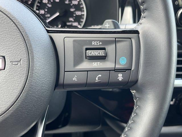 2025 Nissan Pathfinder SL 4WD