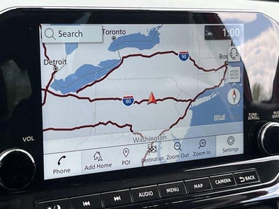2023 Nissan Pathfinder SL 4WD