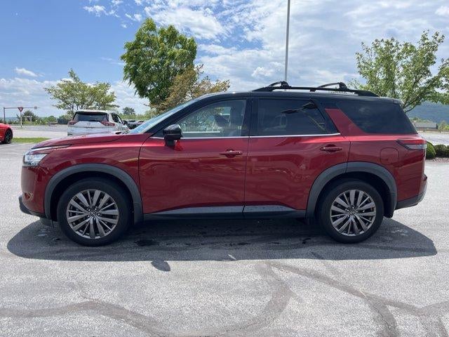 2023 Nissan Pathfinder SL 4WD
