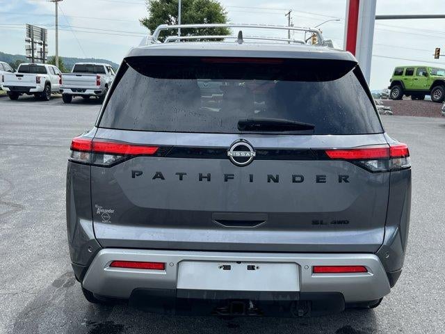 2023 Nissan Pathfinder SL 4WD