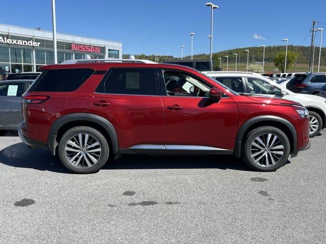 2022 Nissan Pathfinder Platinum 4WD