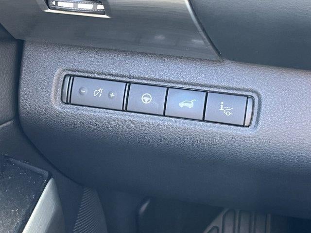 2022 Nissan Pathfinder Platinum 4WD