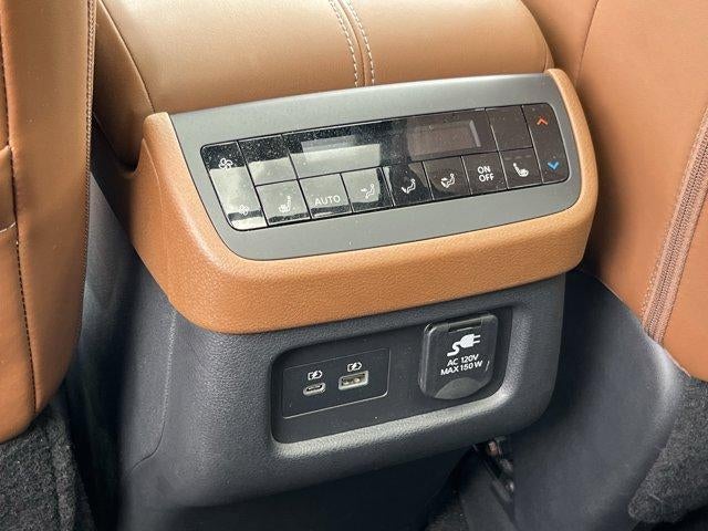2023 Nissan Pathfinder Platinum 4WD