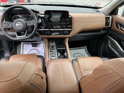 2023 Nissan Pathfinder Platinum 4WD