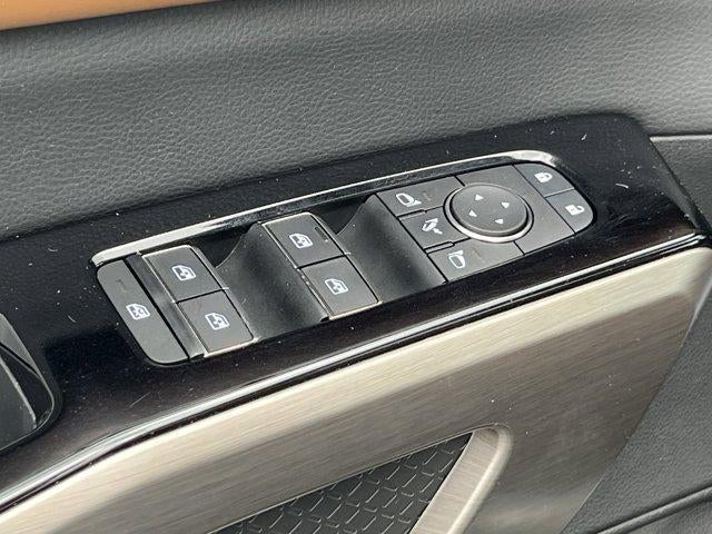2023 Nissan Pathfinder Platinum 4WD