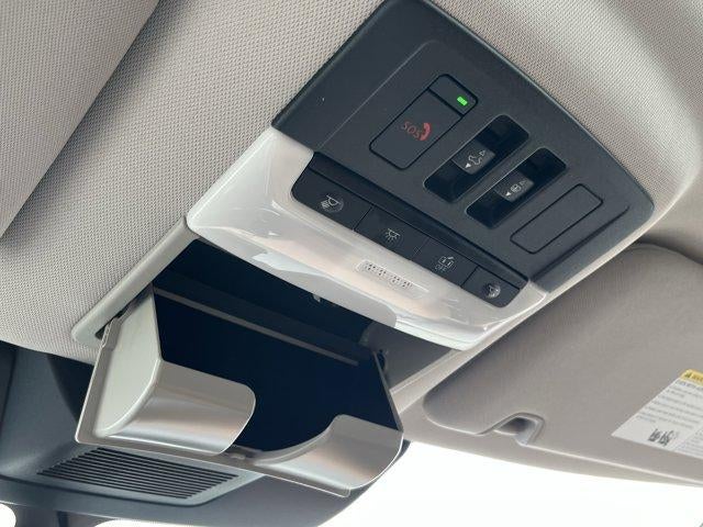 2023 Nissan Pathfinder Platinum 4WD